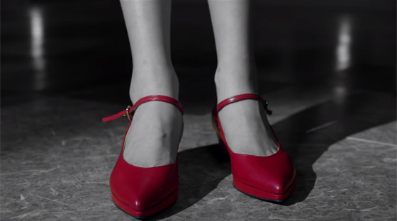 IU – The Red Shoes